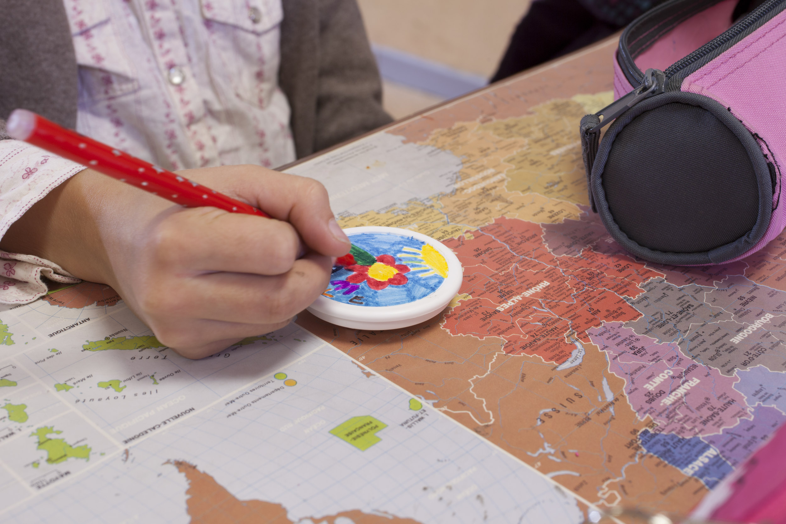 Le coloriage : un outil d’apaisement pour adultes et enfants